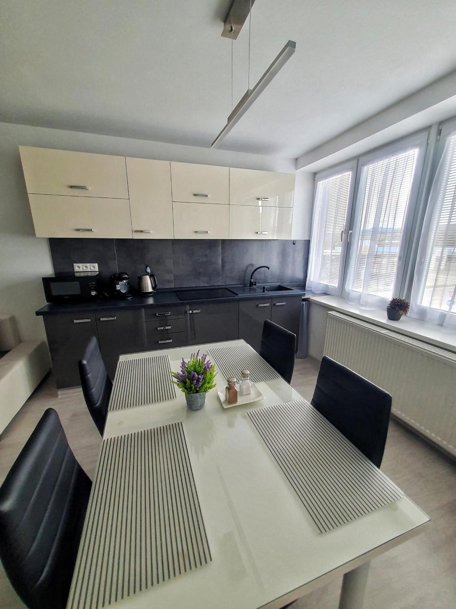 Apartmany Bytca Ngoại thất bức ảnh
